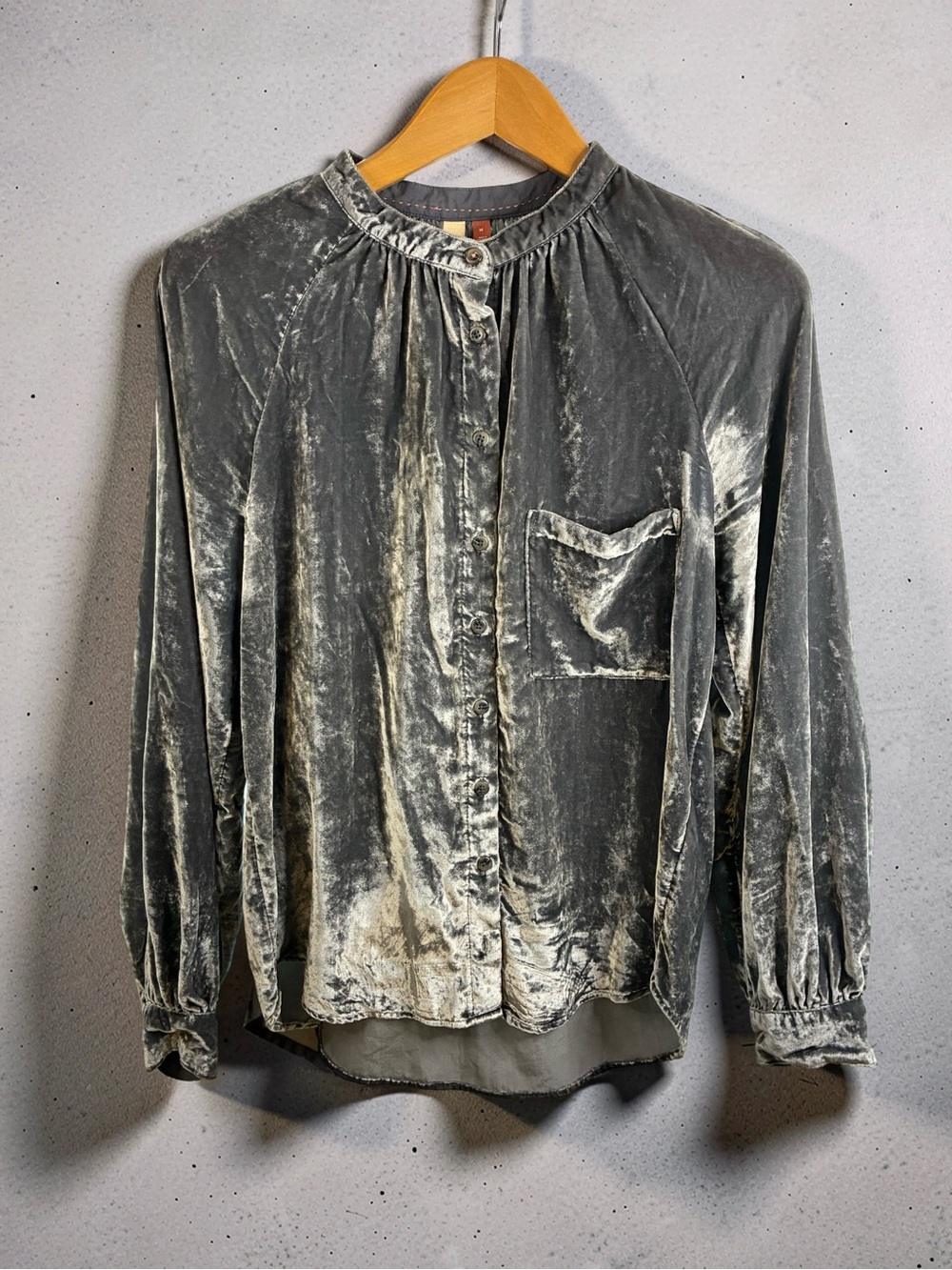 Pilcro Crushed Velvet Anthropologie Button Up Blouse Retro Whimsy